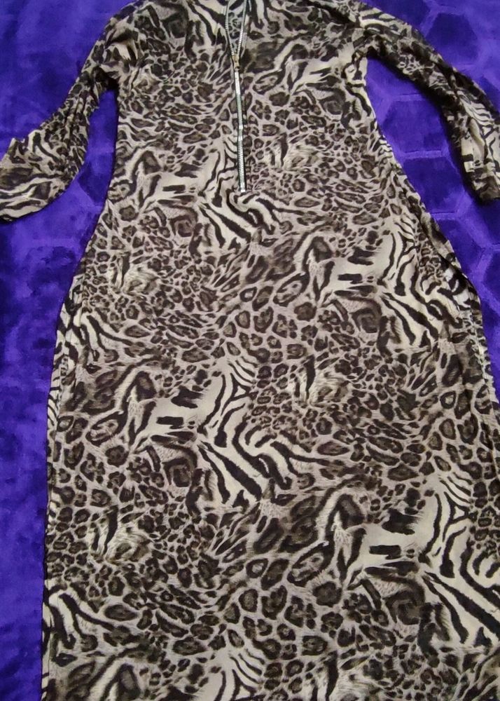 Strechable,Leopard Print Kurti (Size &#34;L&#39;)