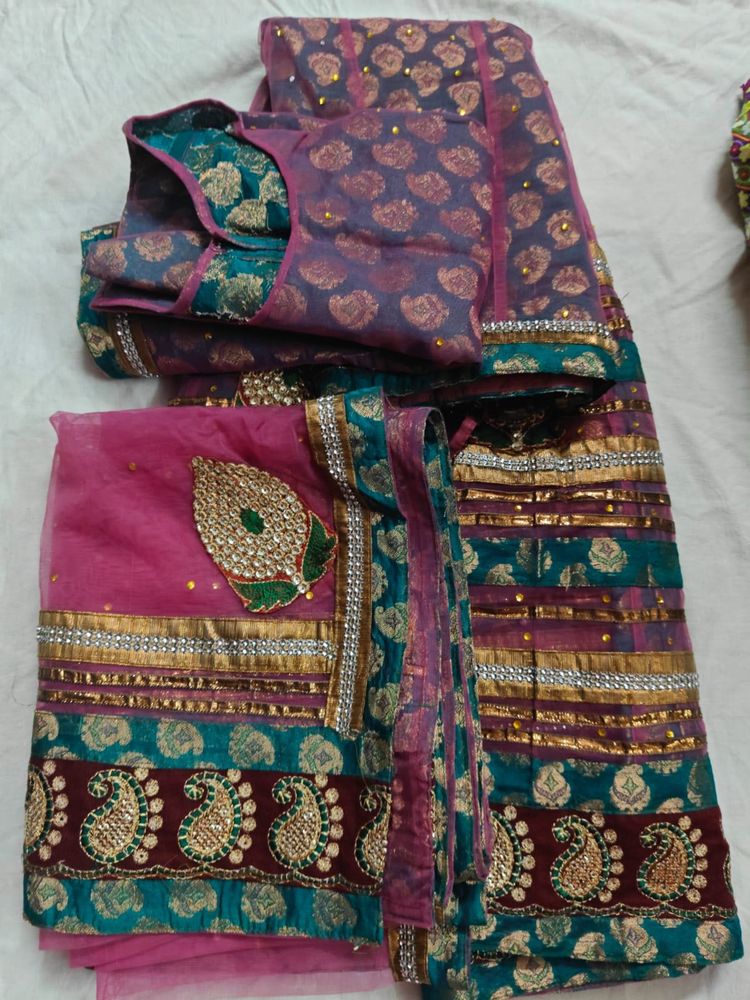 Semi Bridal Lehenga