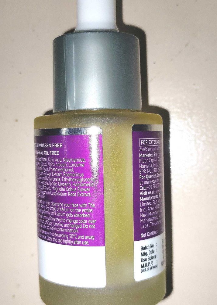 The Derma Co Face Serum 20 Ml Left