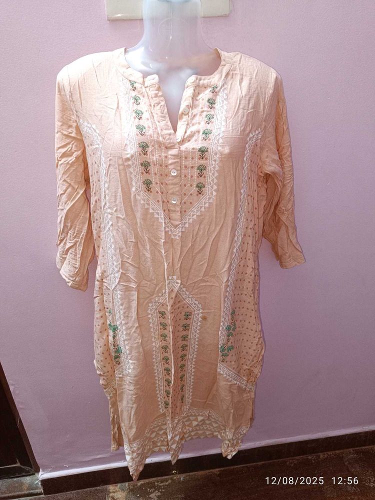 Xxl Avaasa Peach Kurta