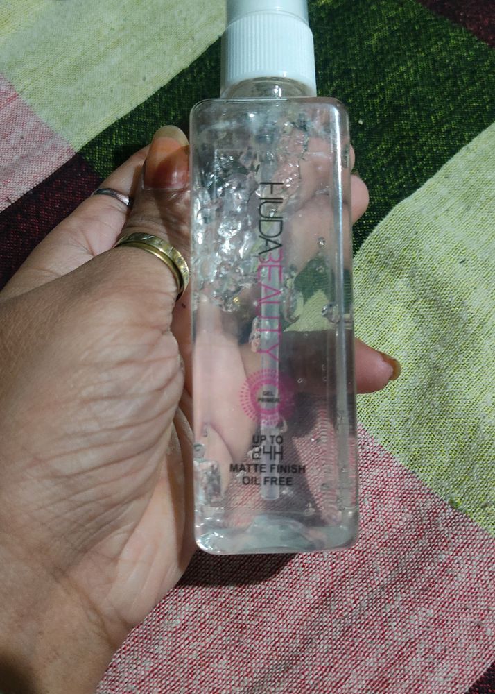 *Price Down* Huda Beauty Primer 24hrs Stay