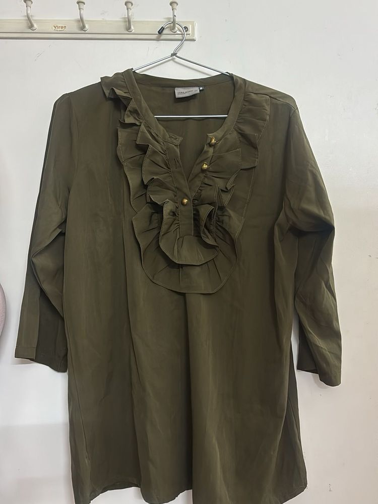 olive green top