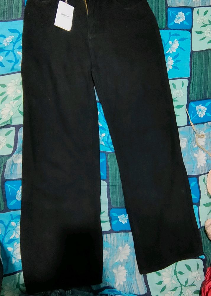 Urbanic Straight Jeans