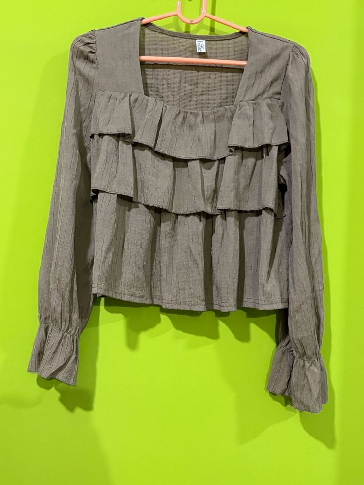 Ruffled Long Sleeve Top