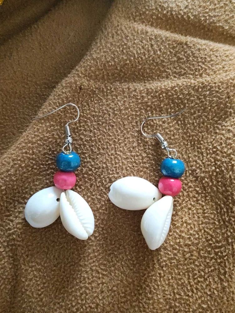Cowrie Shell Earings