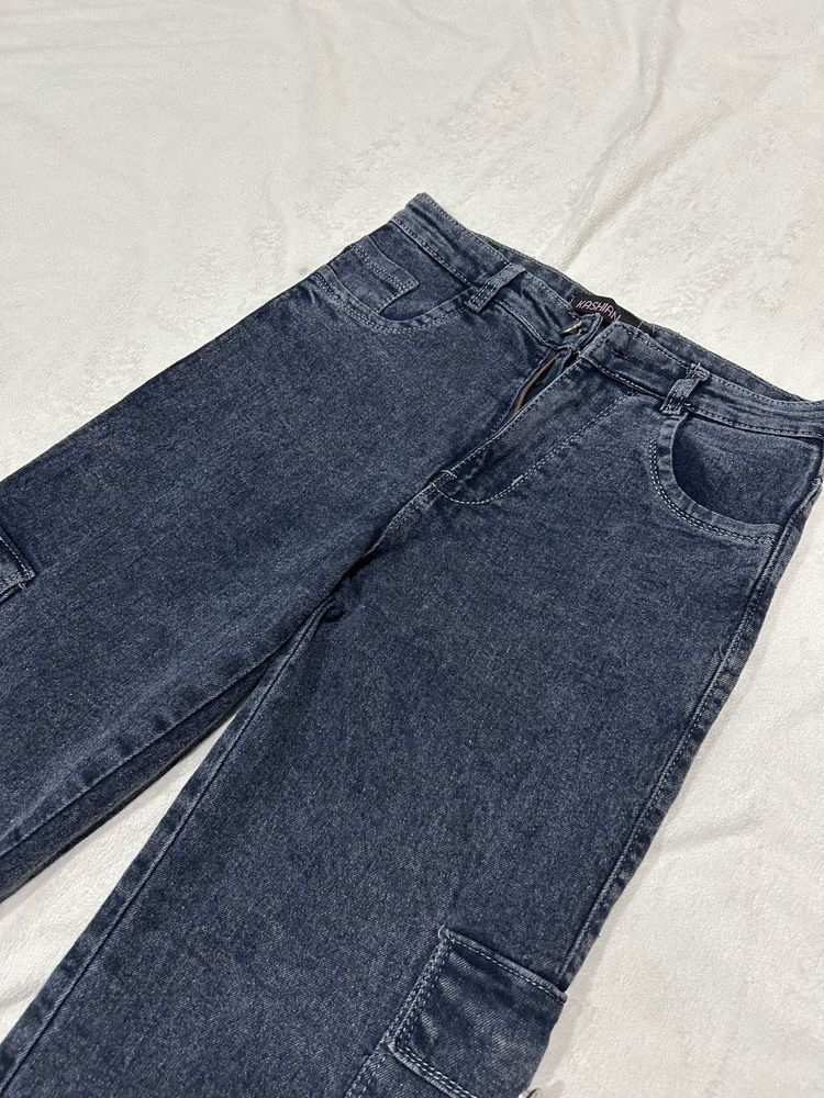 New Charcoal Cargo