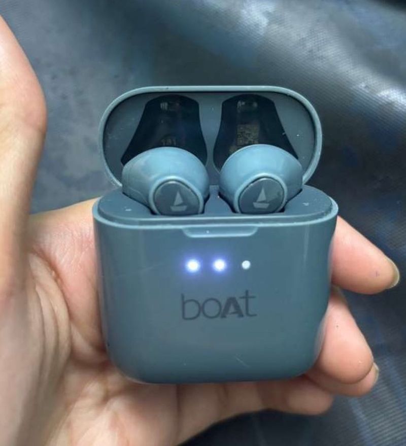 Boat Airdopes 131