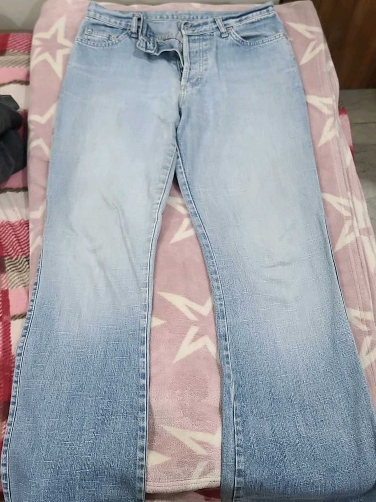 Light Wash Flared Denim Jeans