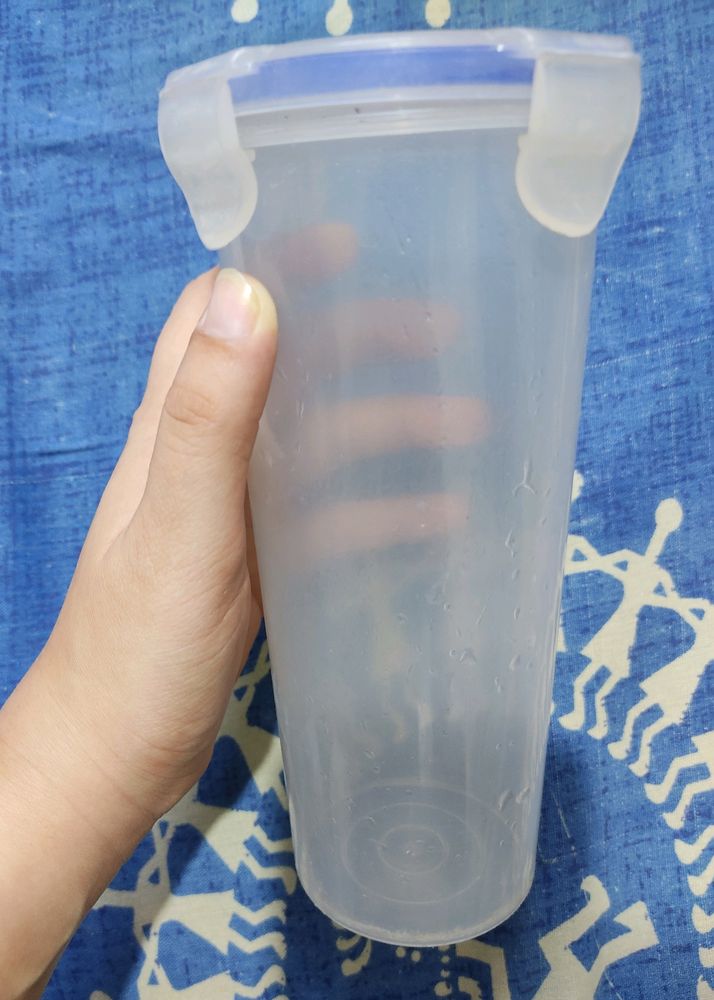 Water Bottle - Lock &amp; Fresh