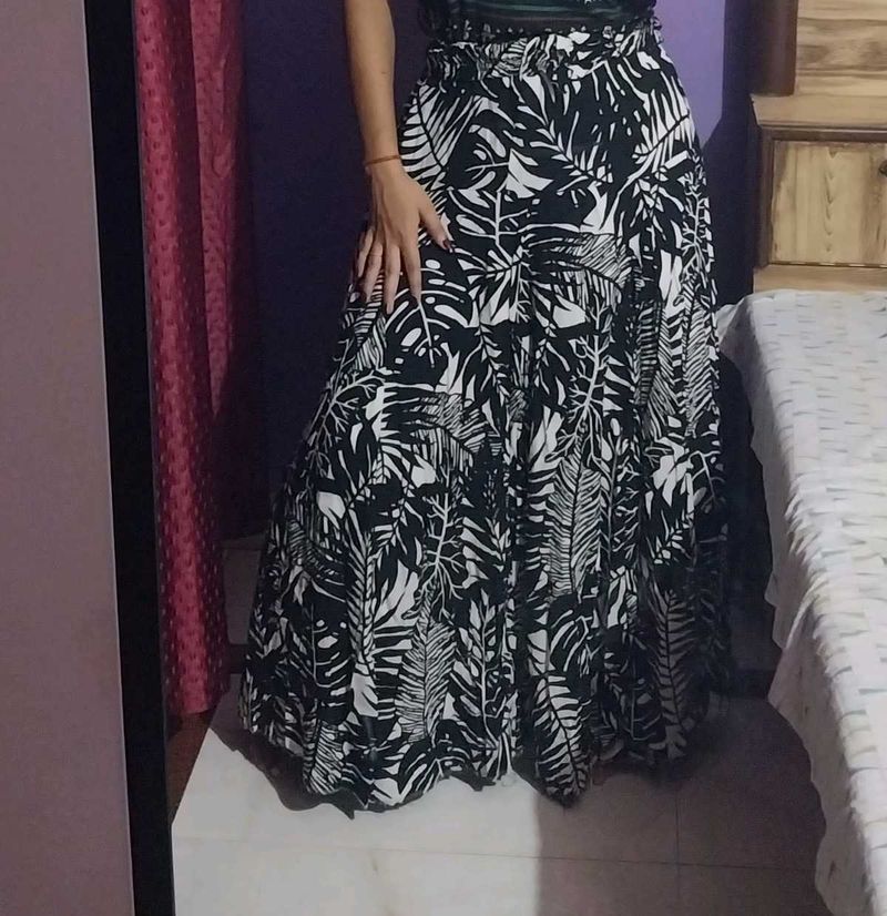 Leaf Print Skirt