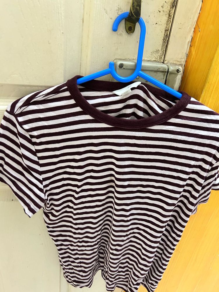 Beautiful Maroon Strip Textured T-shirt