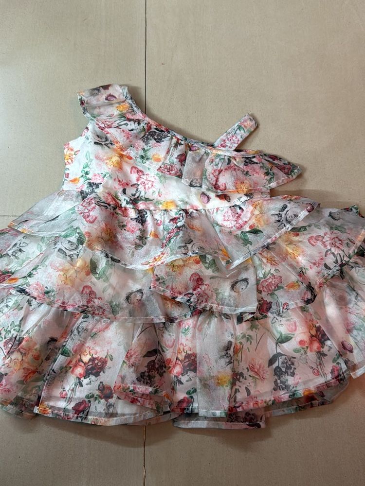 Frock No Tag But Unused
