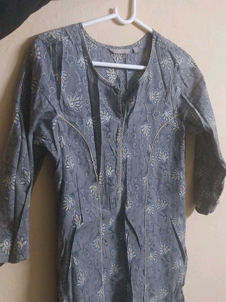 Floral Print Grey Kurti