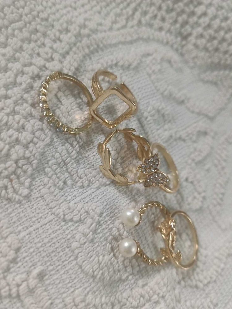 Gold Ring Set (Pack Of 6)
