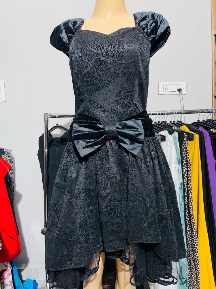 Elegant Black Party Dress