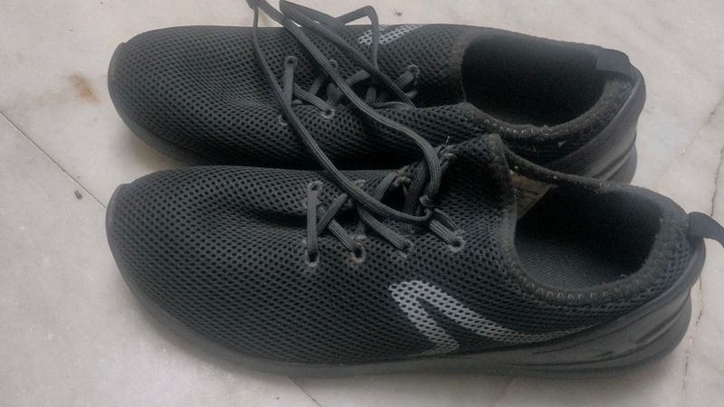Highly Comfortable Branded Shoes