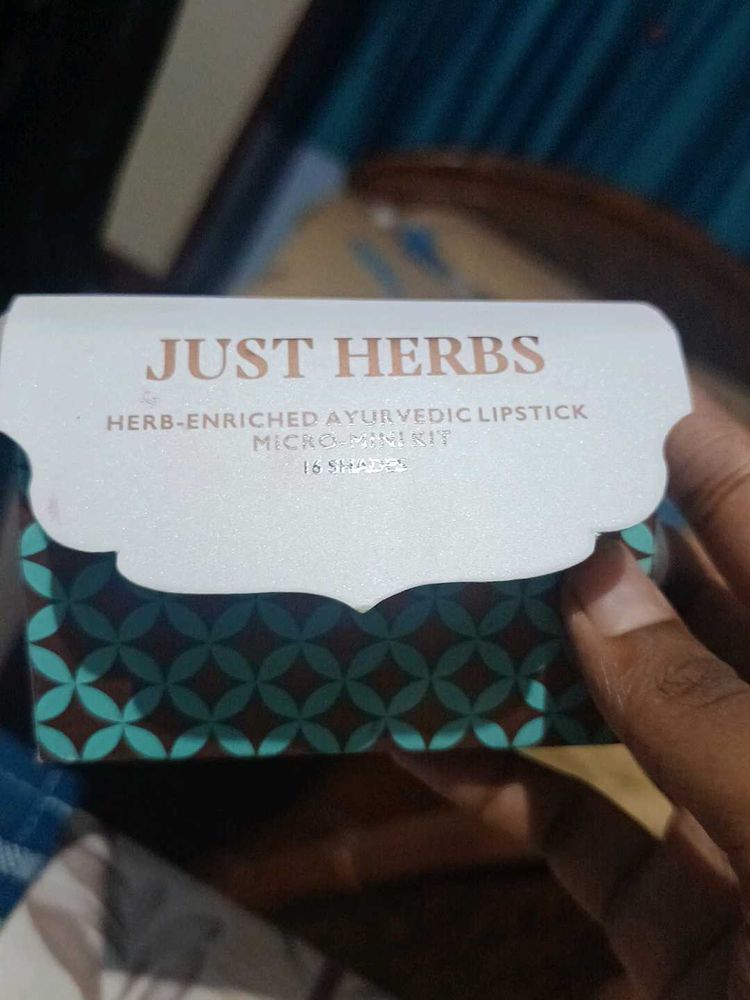 Just Herbs Lipstick Micro Mini Kit