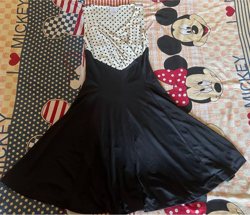KOREAN POLKA DOT BLACK DRESS