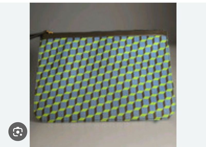 Geometric Print Zipper Pouch
