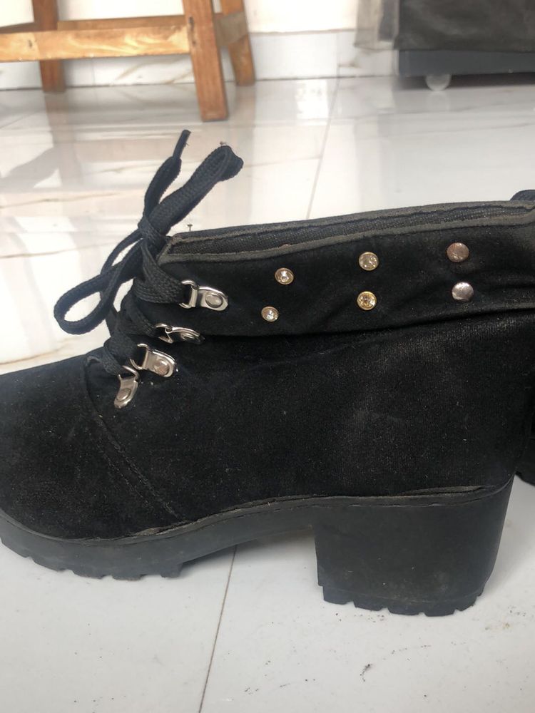 Black Boots