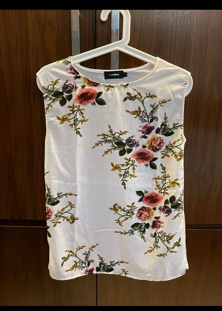 Cute Floral Top
