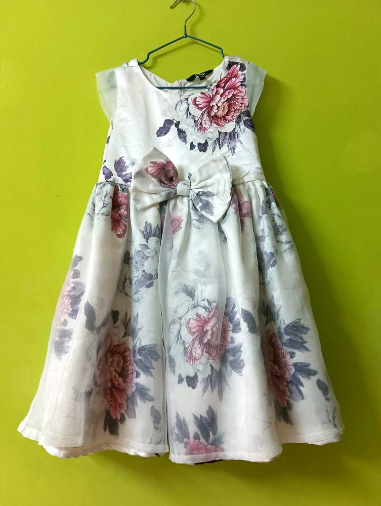 Trendy Material Dress