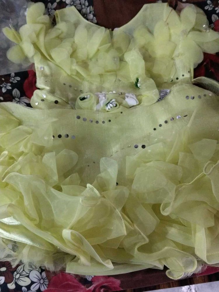 Cute Yellow Ruffled Party Dress