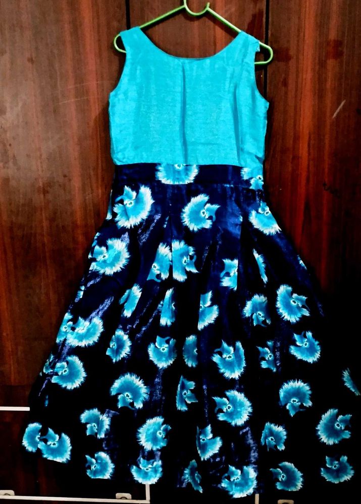 Beautiful Floral Gown For Festivals