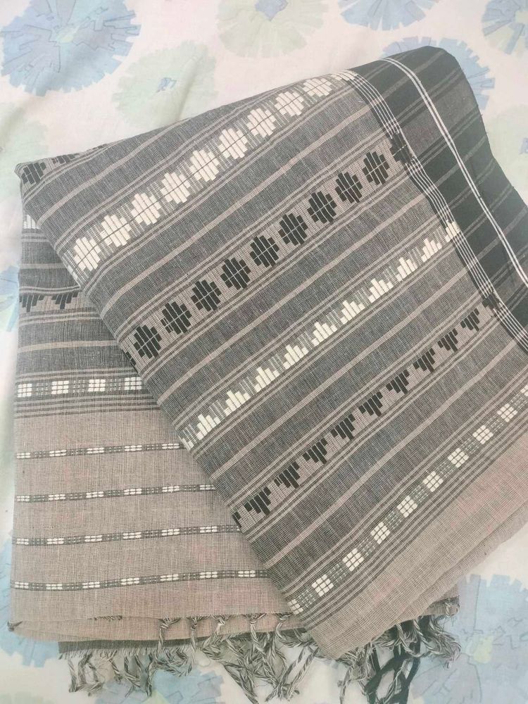 Striped Patterned Fabric Cotton Saree