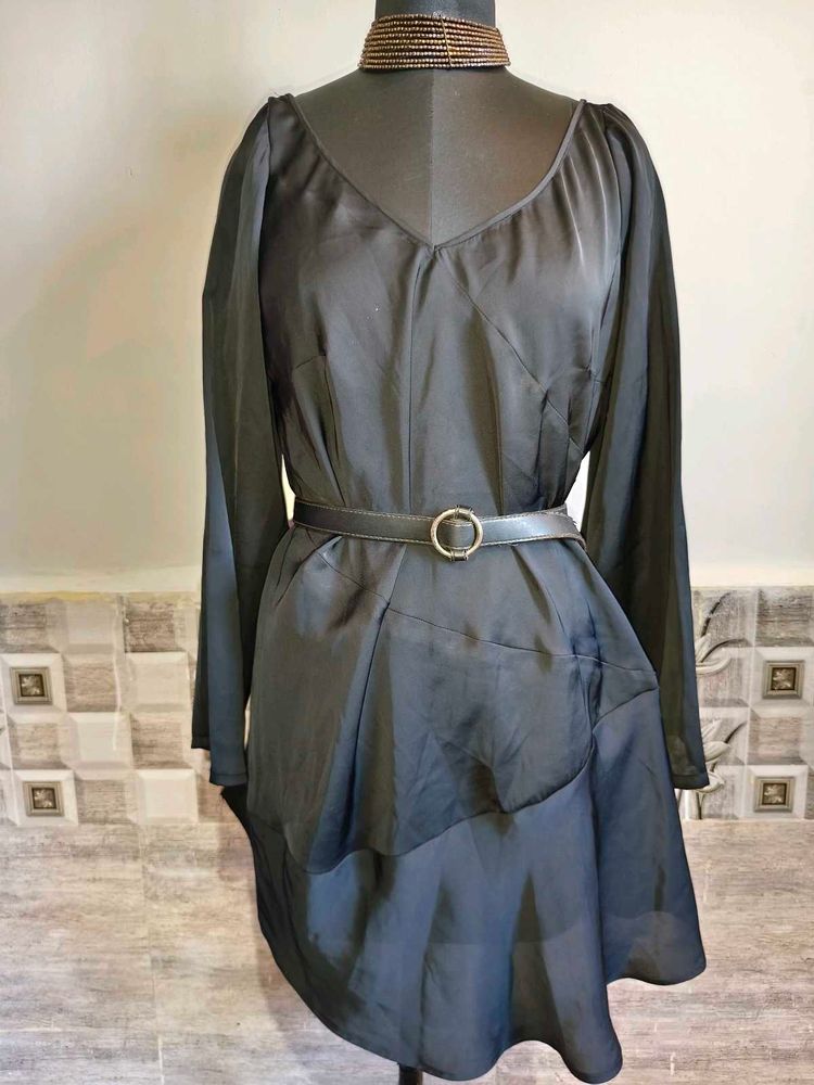 Large/ XXL Elegant Black Satin Dress