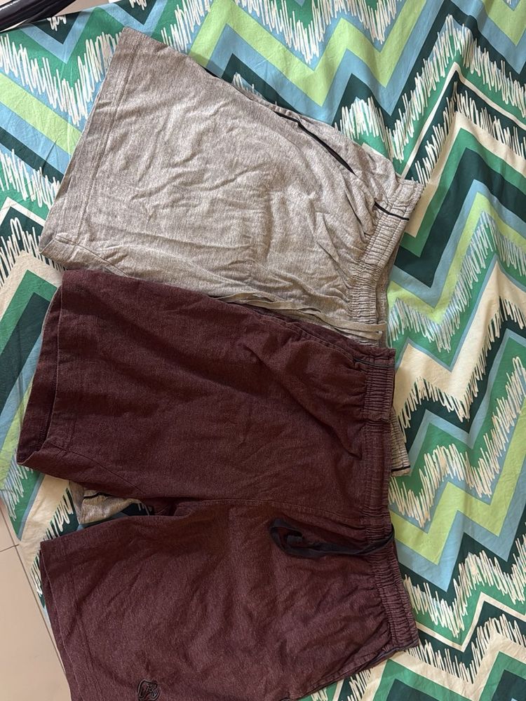 Men&#39;s Shorts Bundle Of 2
