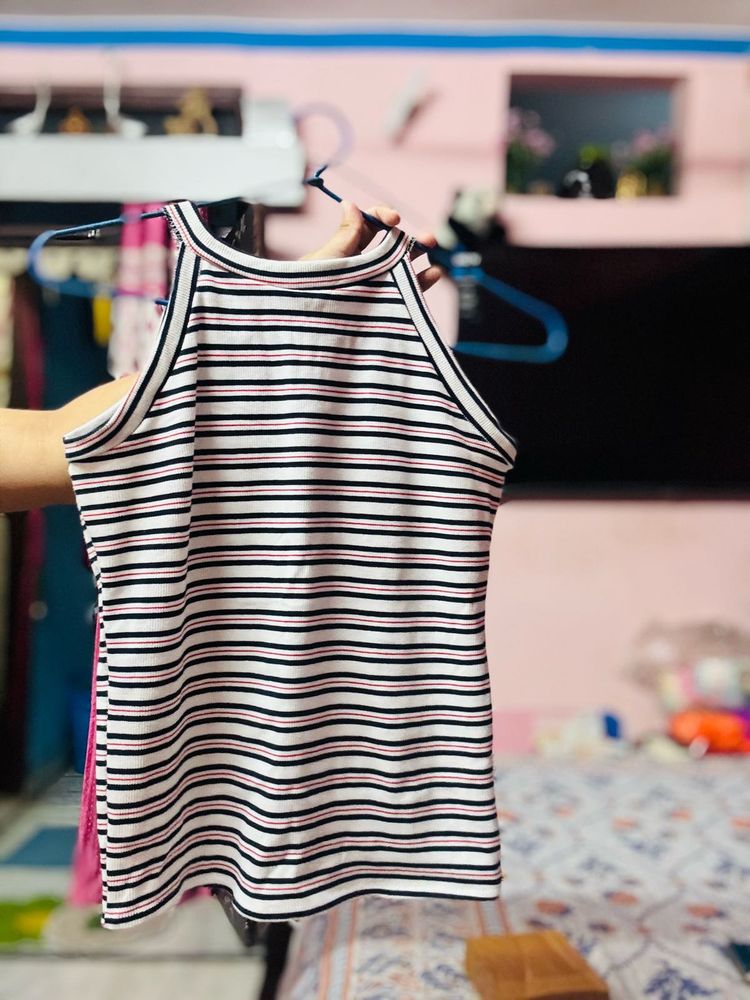 V Shape Top