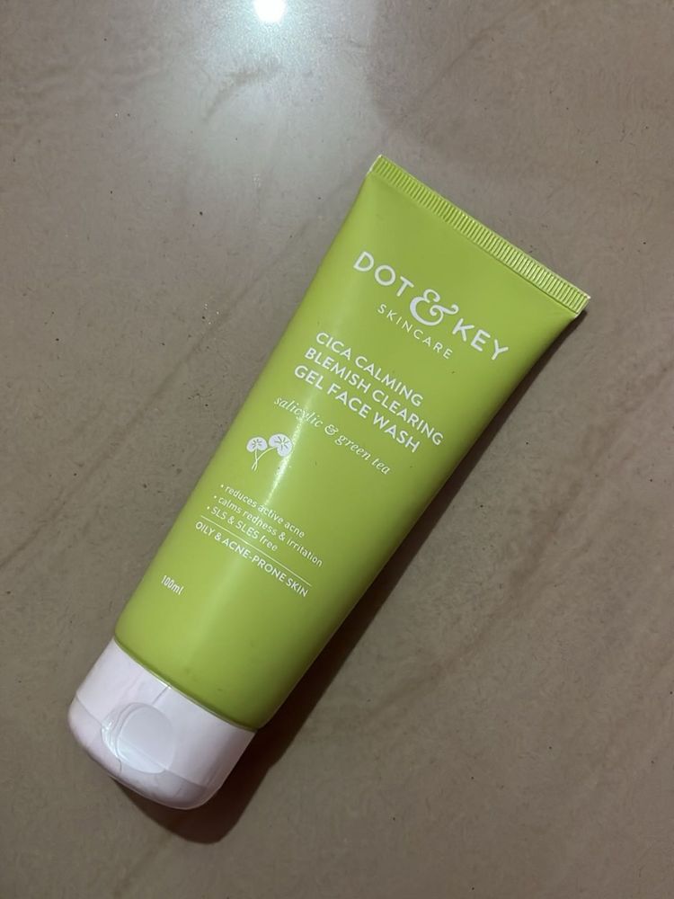 Dot &amp; Key Cica Calming Blemish Clearing Gel Face W