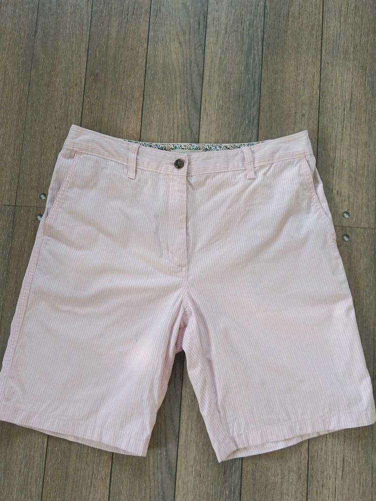 Women Shorts And Primark Tshirt Combo Offer