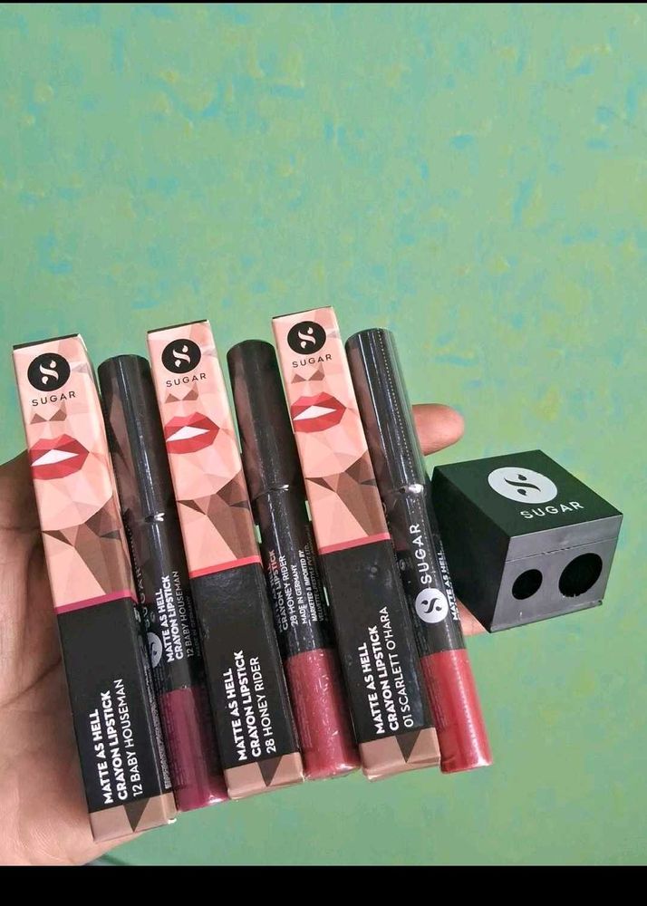 Sugar Matte Lipstick Set Of 3 With Sharpner