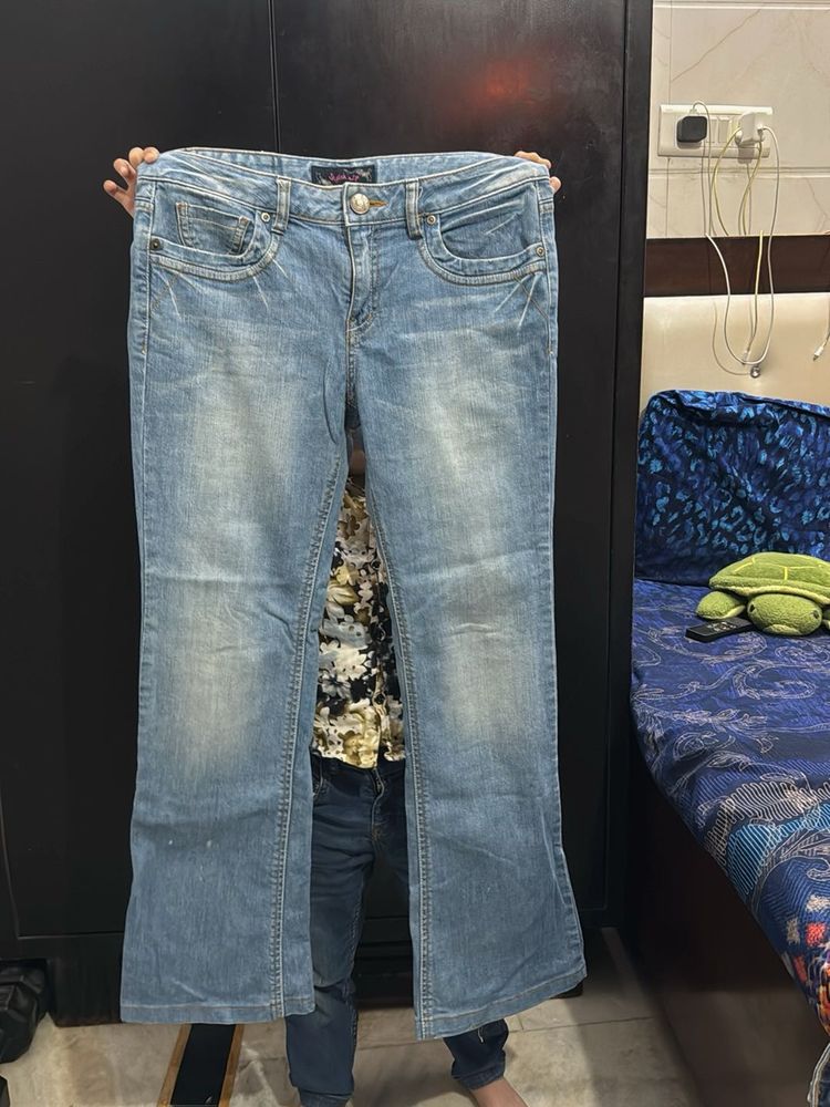 Bootcut Jeans