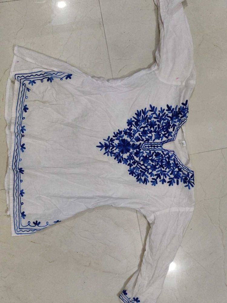 Embroidered White Kurta