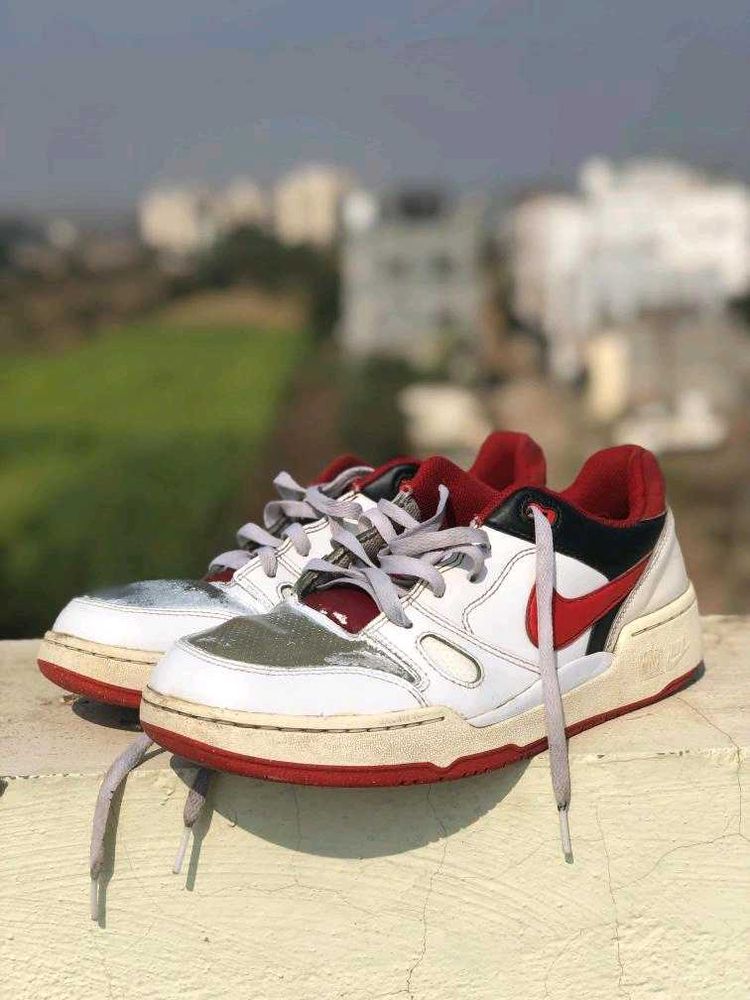 Nike Sneakers - Red &amp; White