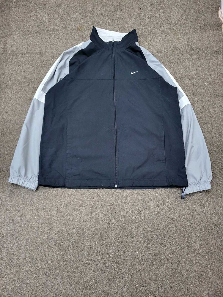 Nike Jacket - Stylish &amp; Comfortable