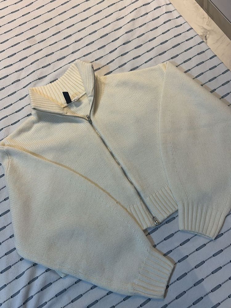 Cream Zip-Up Knit Sweater