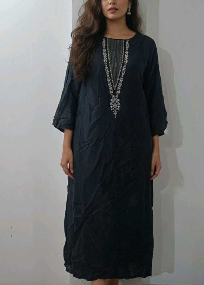W Embroidered Kurta