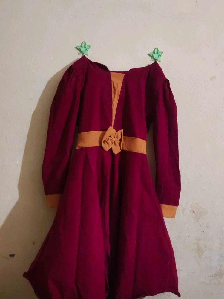 Vintage-Inspired Burgundy Dress