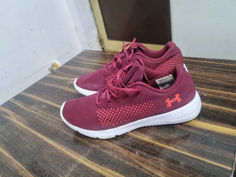Under Armour Sport Shoes