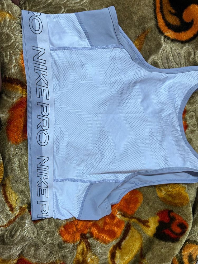 Nike Pro Sports Bra