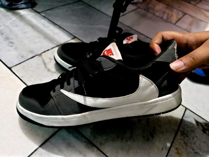 Stylish Nike Sneakers