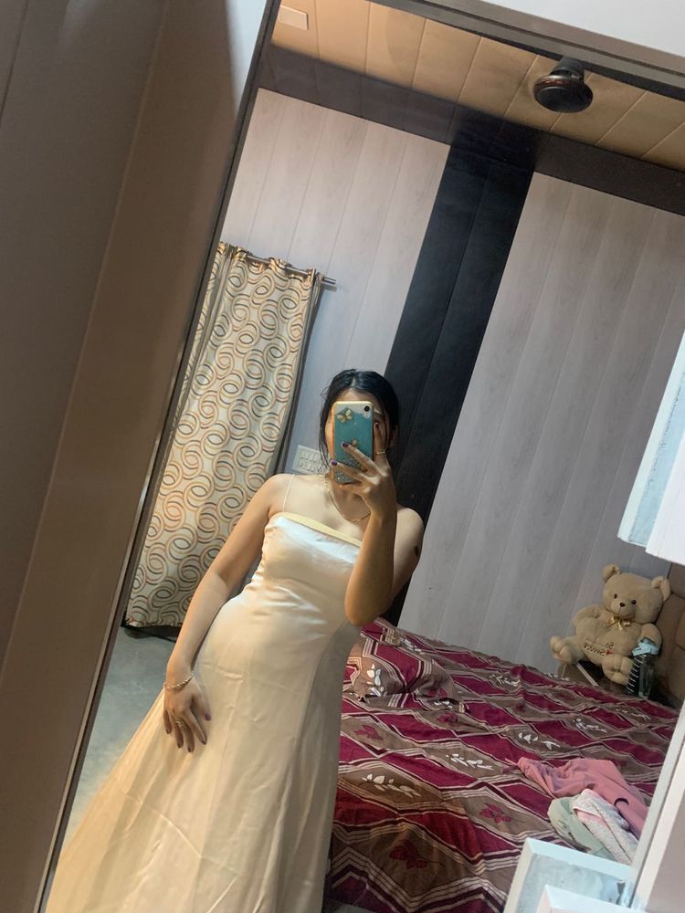 Golden Satin Party Gown🎀🐣💝