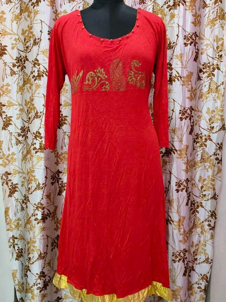 Red Embroidered Kurta