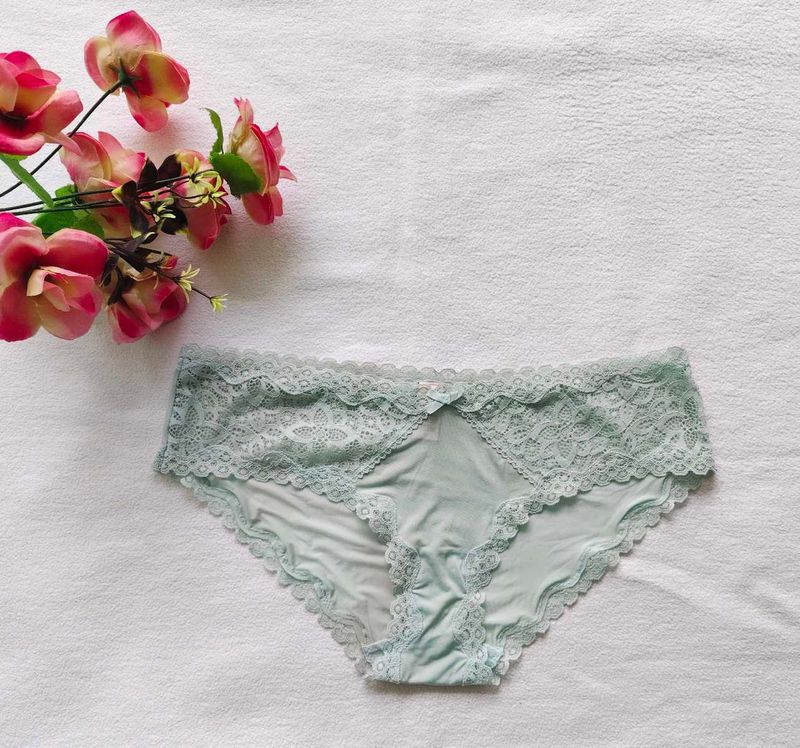 Victoria's Secret : Lace Trim Panty