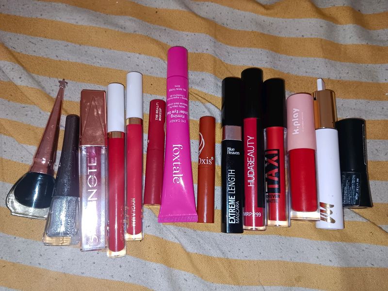 Set Of 15 Beauty Products