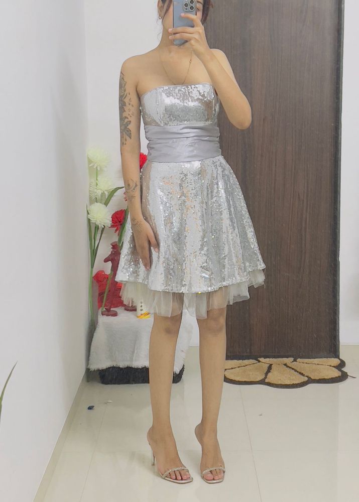 Sparkly Silver Strapless Party Dress